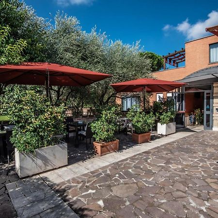 Hotel Petra Roma Exterior foto